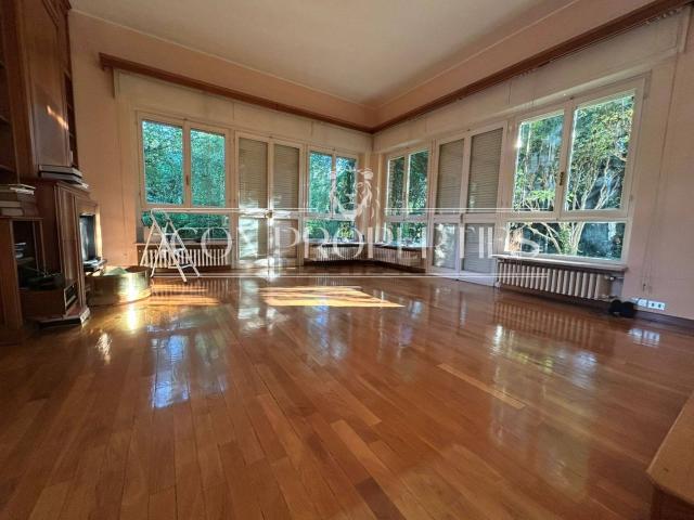 Casa in vendita a Seveso, Lombardia