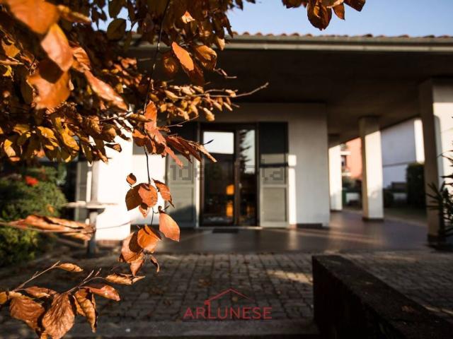 Casa in vendita a Cascina Monella, Casorezzo