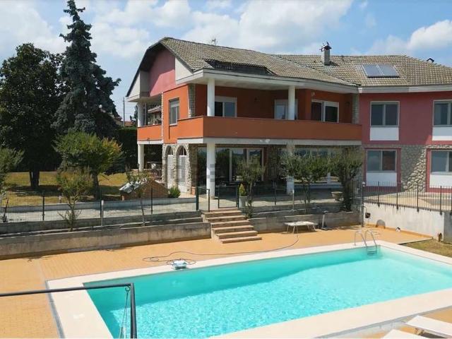 Casa in vendita a Piemonte, Asti