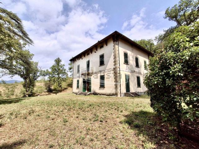 Casa in vendita a Pratovecchio Stia, Pratovecchio