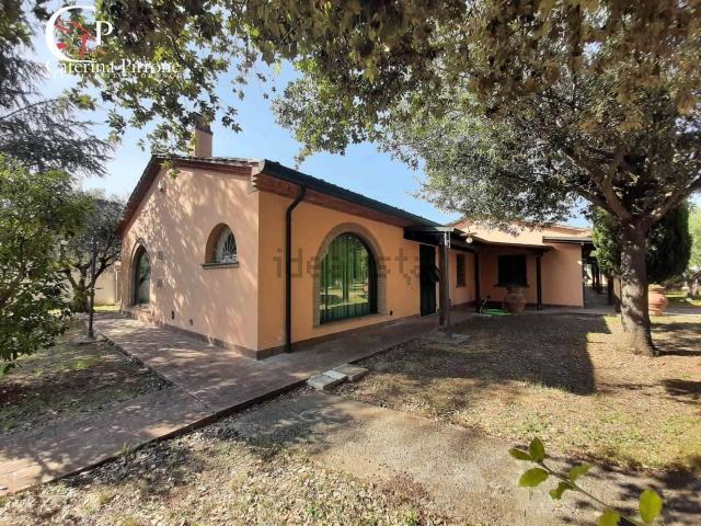 Casa in vendita a Cecina, Toscana