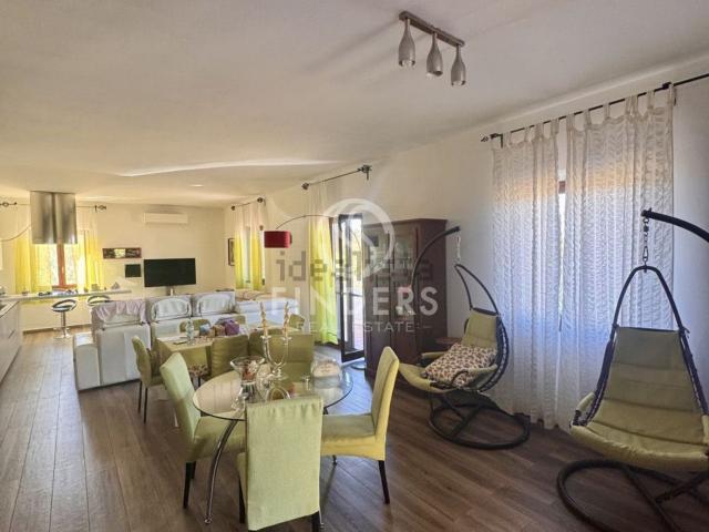 Casa in vendita a Reggio di Calabria, Reggio Calabria