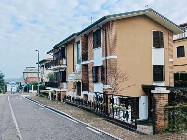 Casa in vendita a Peschiera Del Garda, Veneto