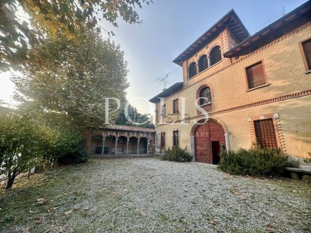 Casa in vendita a Albese con Cassano, Albese