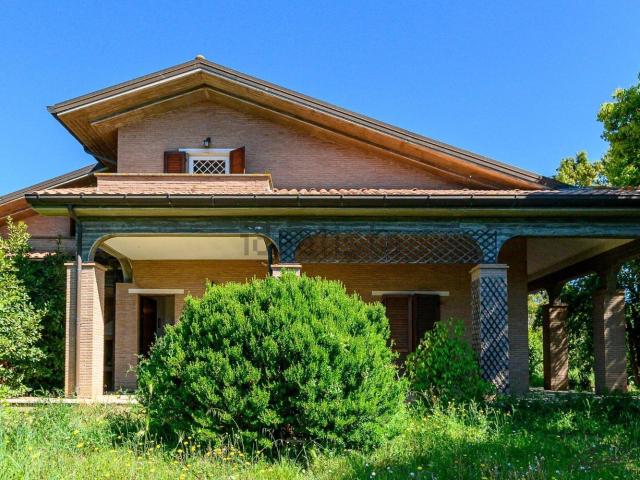 Casa in vendita a Marina di Tor San Lorenzo, Roma Capitale