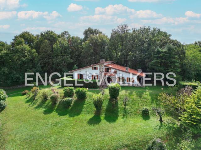 Casa in vendita a Boschetti, Peschiera Del Garda