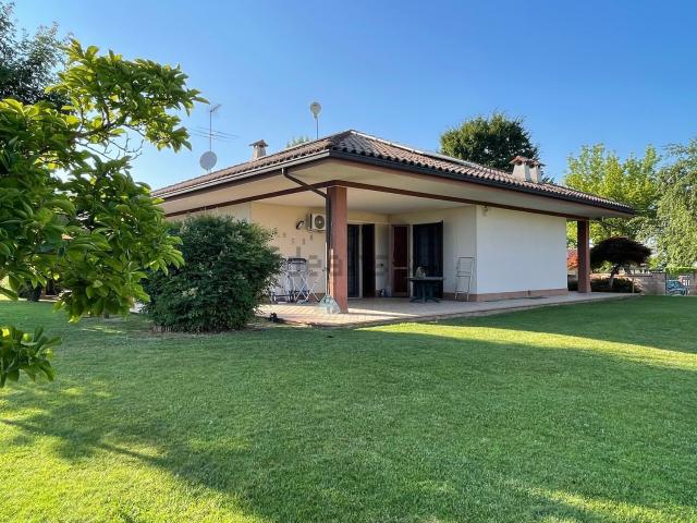 Casa in vendita a Alluvioni Piovera, Piemonte
