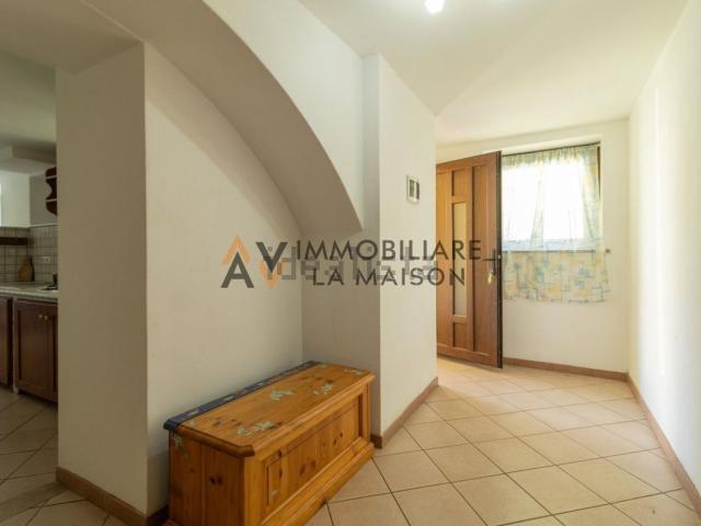 Casa in vendita a Verrayes, Aosta