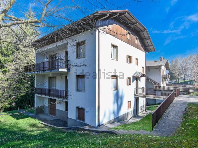 Casa in vendita a Selvino, Lombardia