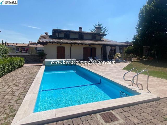 Casa in vendita a Costermano, Verona