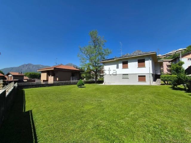 Casa in vendita a Germanedo, Lecco