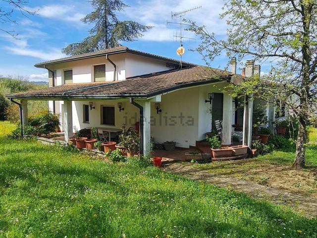 Casa in vendita a Vezzano Superiore, Vezzano Ligure