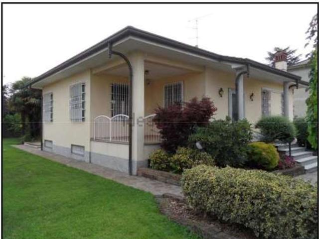 Casa in vendita a Monza, Rondò dei Pini