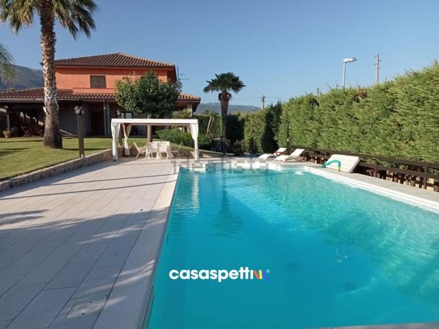 Casa in vendita a Eboli, Campania