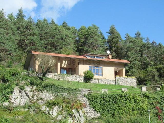 Casa in vendita a Cavazzo Carnico, Friuli-Venezia Giulia