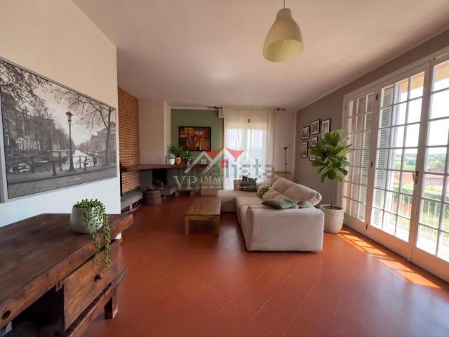 Casa in vendita a Larderello, Toscana