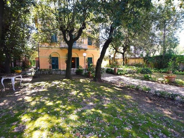 Casa in vendita a Livorno