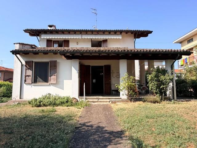 Casa in vendita a Noceto, Reggio Emilia