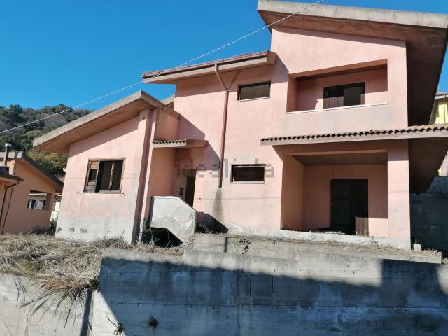 Casa in vendita a Calabria, Catanzaro