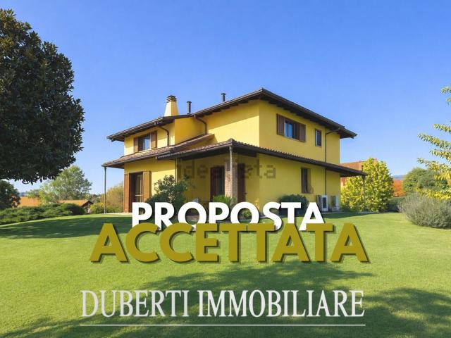Casa in vendita a Bodio Lomnago, Lombardia