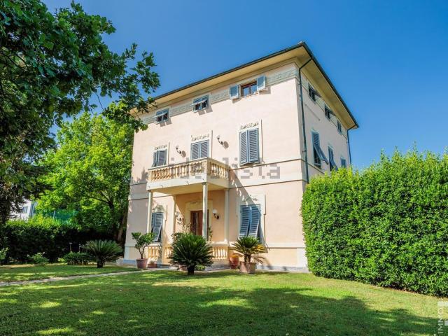 Casa in vendita a Porcari, Toscana