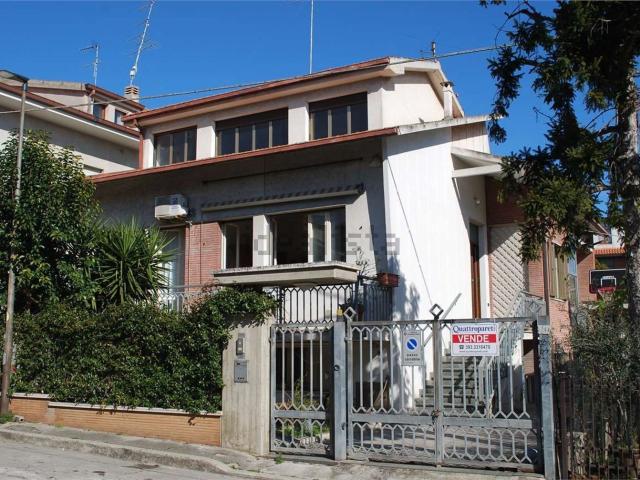 Casa in vendita a San Marone, Marche
