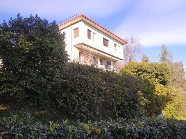 Casa in vendita a Piazzo, Biella