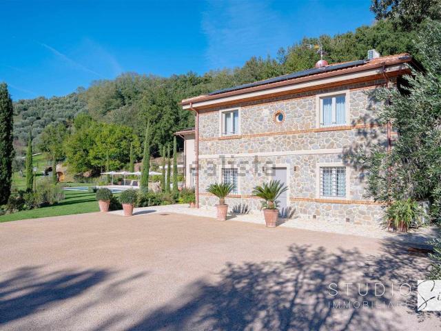 Casa in vendita a Serravalle Pistoiese, Toscana