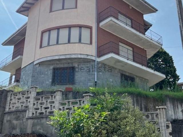 Casa in vendita a Chiavero, Azzano d'Asti