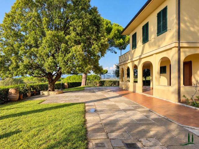 Casa in vendita a Puntone di Scarlino, Scarlino