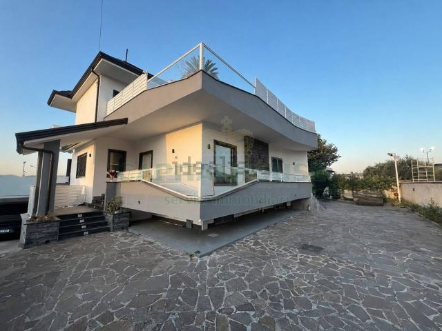 Casa in vendita a Pomigliano D'arco, Campania