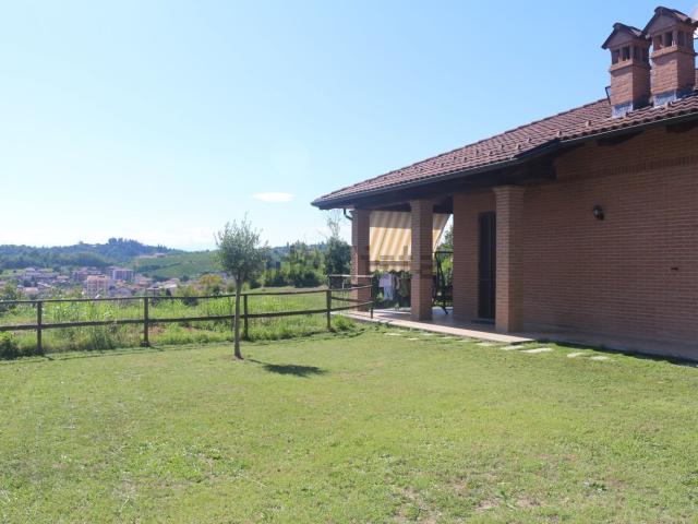 Casa in vendita a Piemonte, Asti