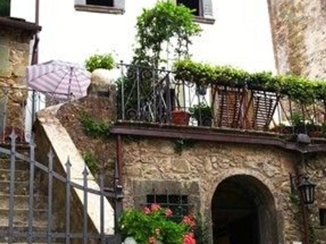 Casa in vendita a Unione dei comuni Media Valle del Serchio, Bagni Di Lucca Villa
