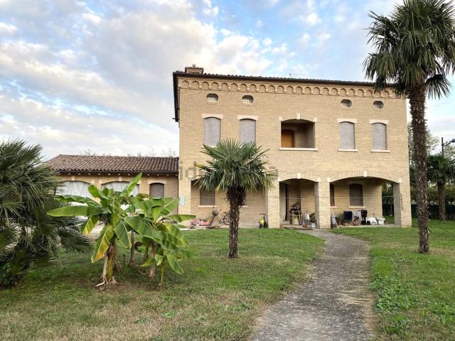 Casa in vendita a Rosà, Veneto