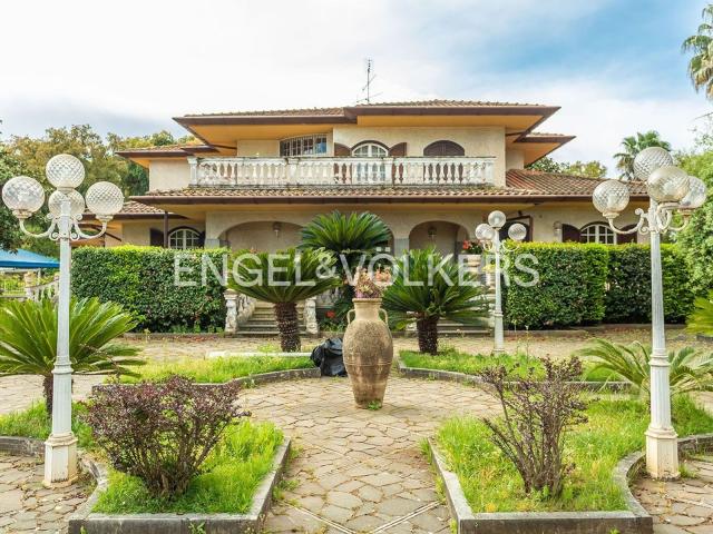 Casa in vendita a Franceschetti, Cisterna Di Latina