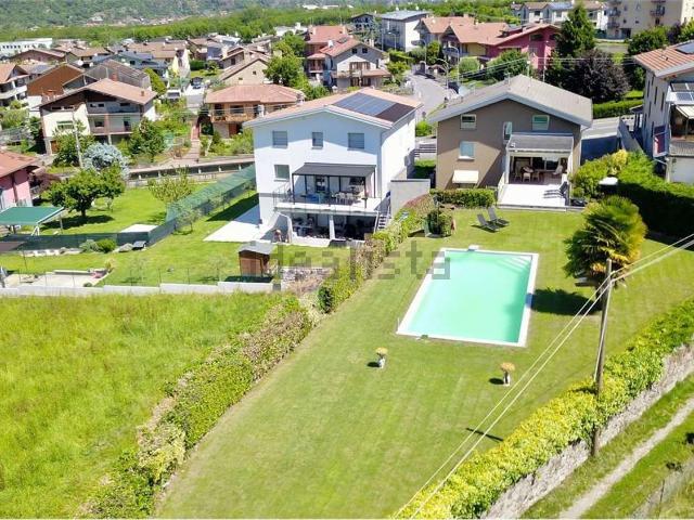 Casa in vendita a Comunità montana della valle Camonica, Gianico