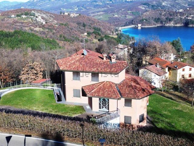 Casa in vendita a Unione dell'Alto Reno, Camugnano