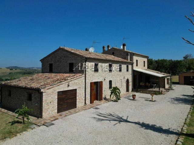 Casa in vendita a Marche, Ancona