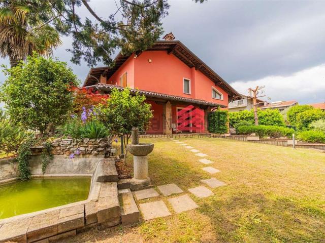 Casa in vendita a Mezzomerico, Novara