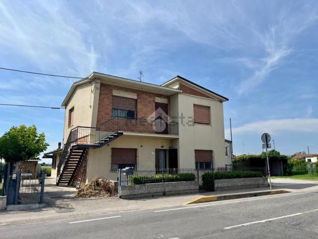 Casa in vendita a Ravenna, Reggio Emilia