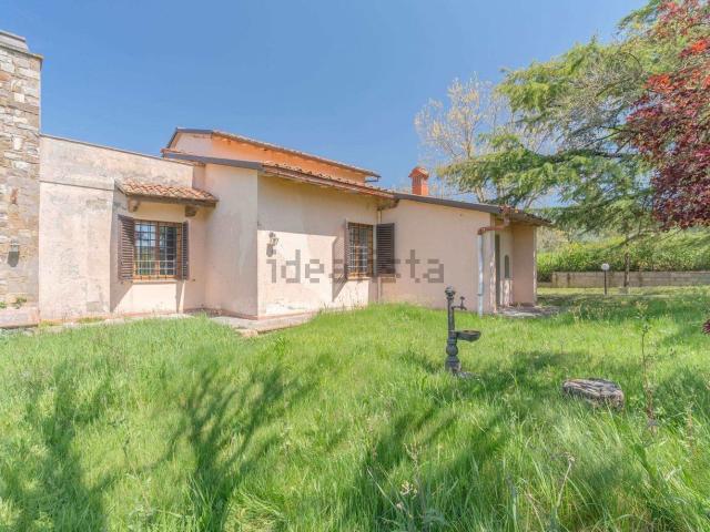 Casa in vendita a San Polo In Chianti, Toscana