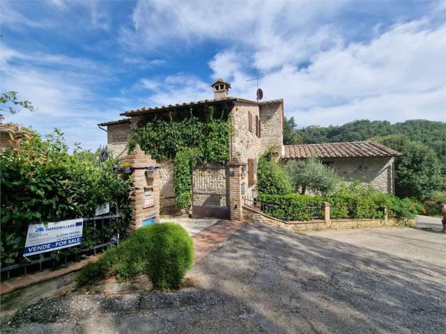 Casa in vendita a Piegaro, Perugia