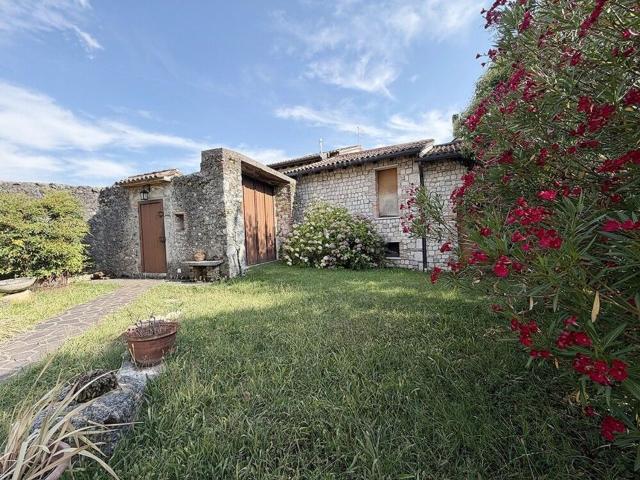 Casa in vendita a Semonzo del Grappa, Borso del Grappa