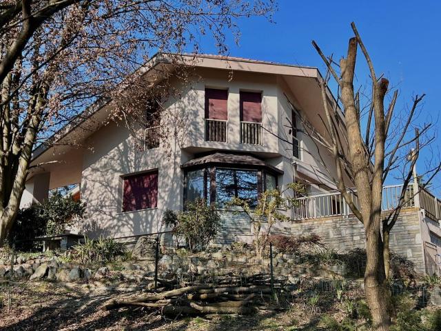 Casa in vendita a Piemonte, Asti