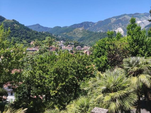 Casa in vendita a Gatto Rosso, Carrara