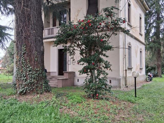 Casa in vendita a Cuggiono, Milano