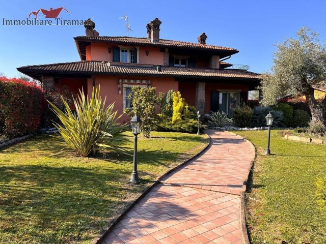 Casa in vendita a San Giorgio Piacentino, Reggio Emilia