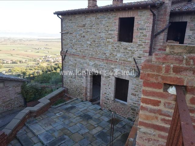 Casa in vendita a Panicale, Umbria