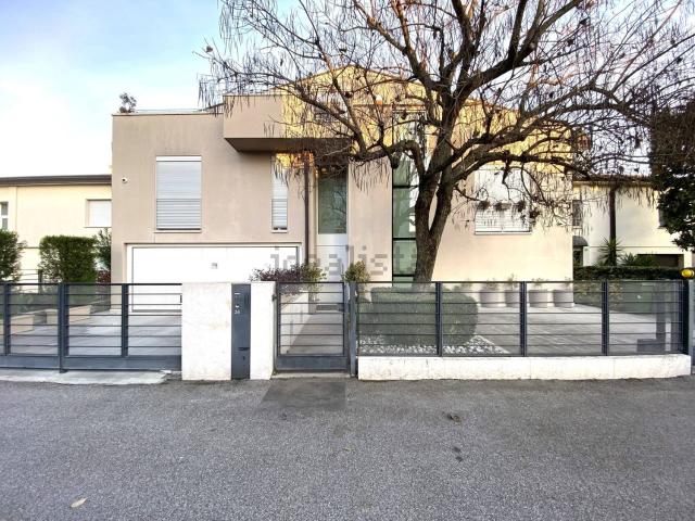 Casa in vendita a Cittadella, Veneto
