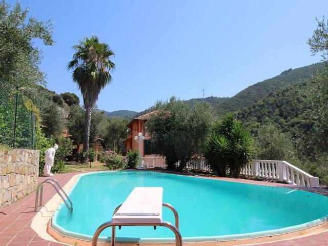 Casa in vendita a Madonna della Neve, Vallebona
